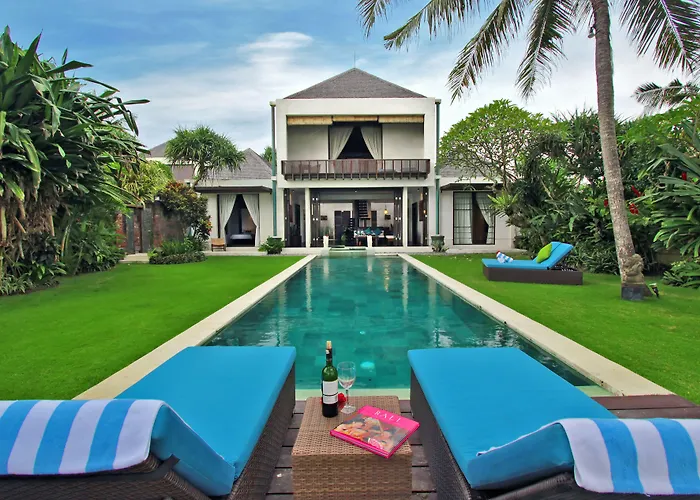 Villa Samudra Luxury Beachfront *