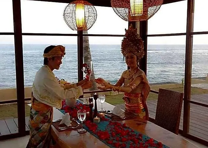 Samudra Luxury Beachfront Villa Ketewel