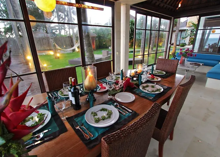 Samudra Luxury Beachfront Villa Ketewel